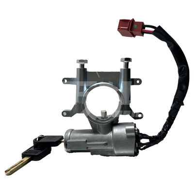 خرید کلید روشن کردن کابین کلید روشن کردن درب قفل برق 811W46433-6019 برای Sinotruk HOWO قطعات کامیون تولید آنلاین